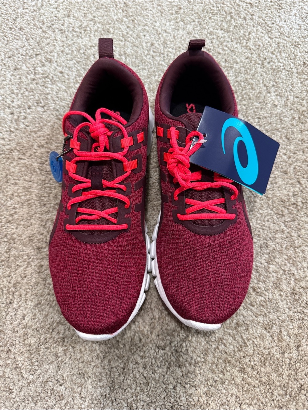 NWT ASICS Women's Size 11 Burgundy Running Shoes with Pink Laces